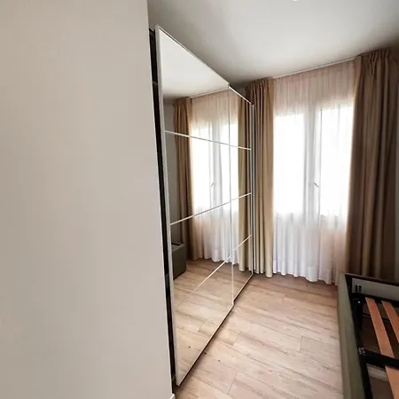 Margot Apartment